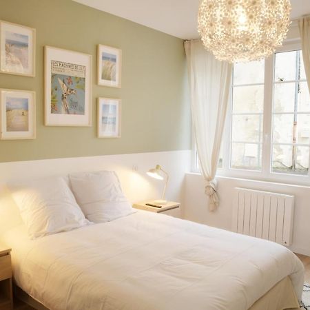 T2 Avec Verriere Situe En Hyper Centre Avec Wifi, Linge, Draps, Savons Et Serviettes Fournis Cognac Zewnętrze zdjęcie