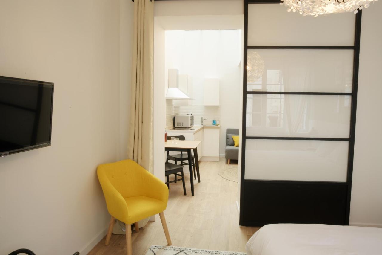 T2 Avec Verriere Situe En Hyper Centre Avec Wifi, Linge, Draps, Savons Et Serviettes Fournis Cognac Zewnętrze zdjęcie